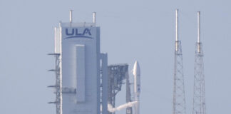 „Амазон“ изстреля първите си интернет сателити от програма, конкурираща „Старлинк“ на Илон Мъск