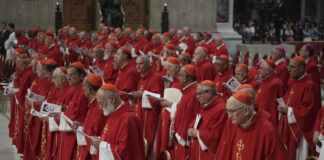 Започва конклавът – процесът по избор на нов папа Кардиналите присъстват на литургия в базиликата "Свети Петър" във Ватикана