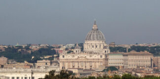 Изглед към Ватикана