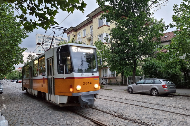 СподелиВъзстановено е движението на наземния градски транспорт в София Трамваите