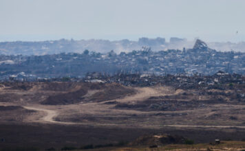 Разрушени сгради в ивицата Газа