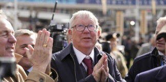 Ако Алекс Фъргюсън бе треньор днес, сигурно щяха да го вкарат в затвора, шегува се Патрис Евра