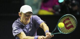 Алекс де Минор е последният участник в третия кръг на турнира "Мастърс" в Рим