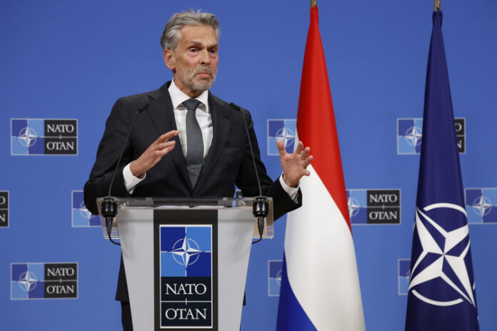 АНП: Нидерландският премиер Дик Схоф: Трябва да се реагира спокойно на новата заплаха на Тръмп за митата