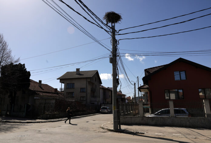 България е сред страните от ЕС с най-ниска цена на електричеството за битови клиенти през второта половина на 2024 г., отчита Евростат