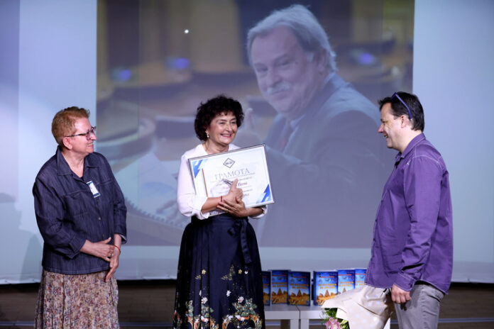 Българската асоциация на журналистите и писателите по туризъм ще връчи годишната си награда на името на Максим Минчев