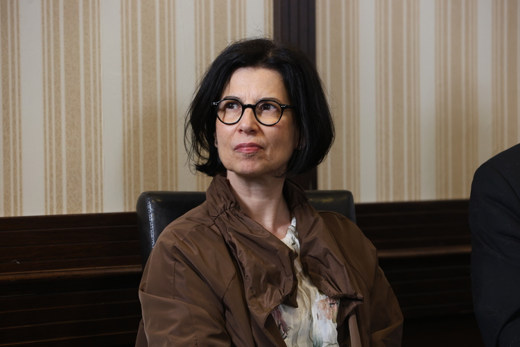 СподелиДържава България не е особено представена в медийните платформи на