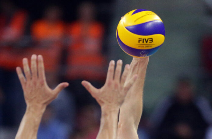 Българският волейболист Милослав Димов ще продължи кариерата си в швейцарския шампион Амрисвил