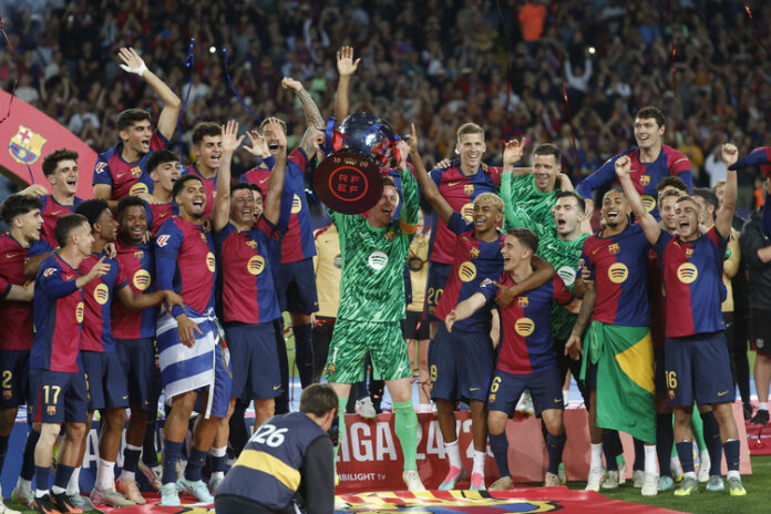 Барселона получи титлата на Испания след поражение от Виляреал