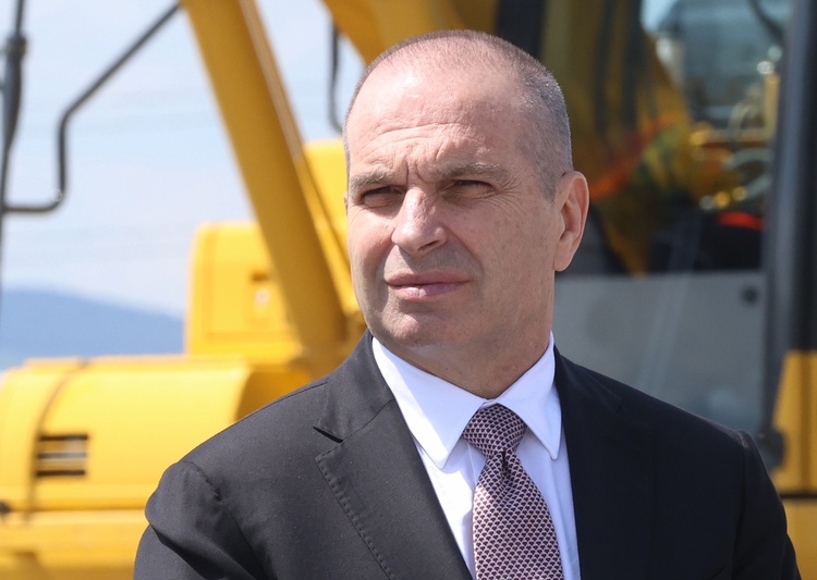 СподелиВ рамките на един месец ще бъдат коригирани проблеми в