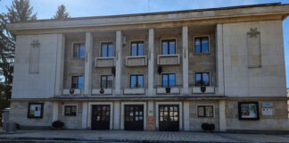 Две представления за деца в две поредни съботи на май ще представи Държавен куклен театър - Габрово в Троян