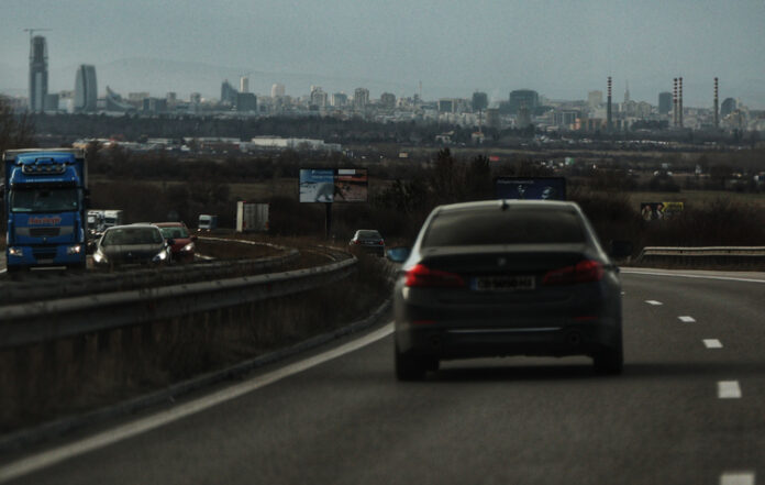 Движението в участъци на магистрала „Тракия“ в областите София и Сливен ще е в една лента днес