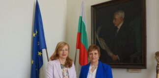 Еврокомисарят Екатерина Захариева се запозна с научни проекти на Българската академия на науките