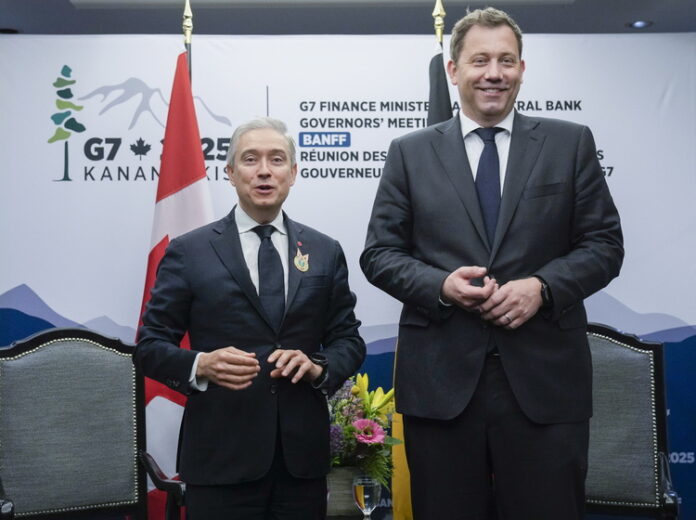 Г-7 реши да не размразява руски авоари, докато не приключи войната на Москва в Украйна, предаде Укринформ