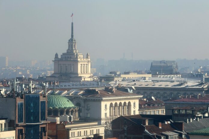 Готовността на България да приеме еврото ще бъде обсъдена днес на конференцията "Banking Today" в София