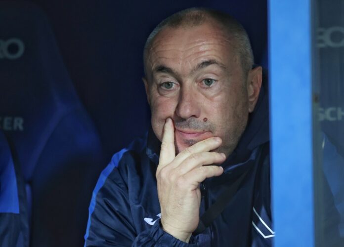 Гьозтепе на треньора Станимир Стоилов загуби като домакин на шампиона Галатасарай в турското първенство