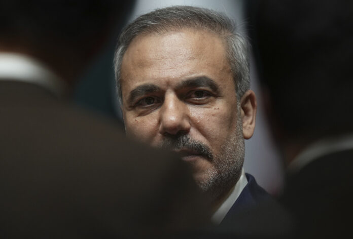 Хакан Фидан изрази надежда за провеждане на преки разговори между Русия и Украйна в Турция; форматът на срещата още не е уточнен