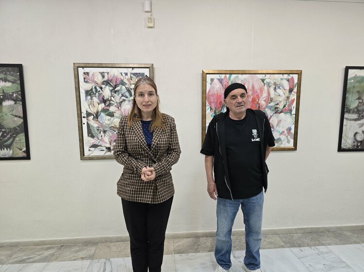 СподелиХудожникът Николай Добрев открива изложба с живопис в Плевен която