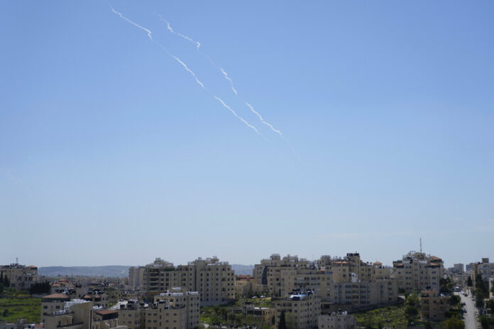 Израел съобщи за изстреляна срещу страната ракета от територията на Йемен