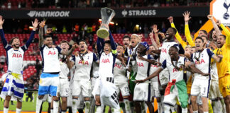 Капитанът на Тотнъм Хюн-мин Сон остана без медал след успеха в Лига Европа