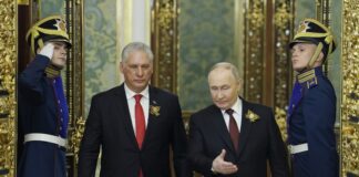 Кубинският президент пристигна в Санкт Петербург