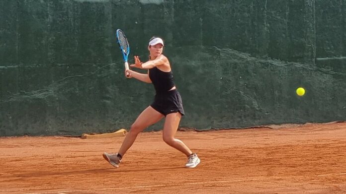 Лиа и Алекса Каратанчеви са класираха за четвъртфиналите на двойки на турнир по тенис в Сърбия