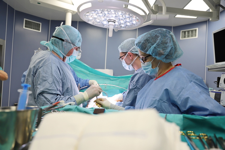 Сподели49 годишен мъж получи втори шанс за живот след успешна чернодробна