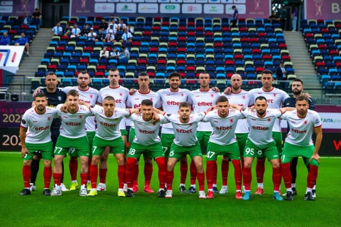 Националният отбор на България по минифутбол победи Словакия и се класира за елиминациите на Световното първенство