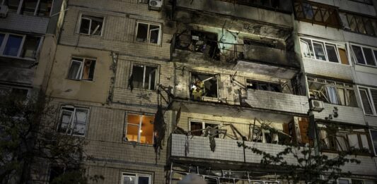 Най-малко трима са загиналите в Украйна след нощните руски удари