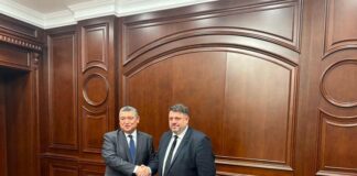 Нуждата от директна авиовръзка София-Душанбе и разширяване на износа от България за Таджикистан обсъди Атанас Зафиров на срещи в страната