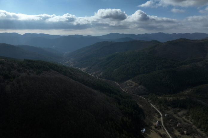 Облачно и ветровито е в планините, теренът е доста мокър, предупредиха от Планинската спасителна служба на БЧК