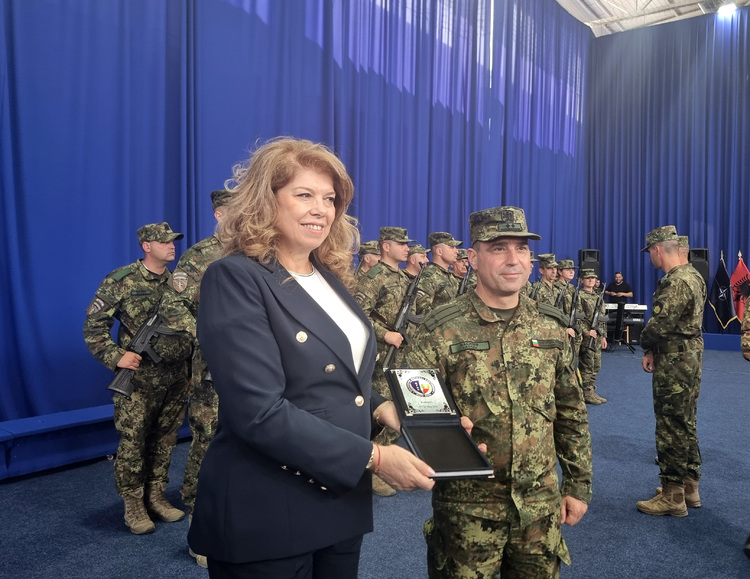 СподелиСкъпи български воини в КейФОР вие сте основен стожер на