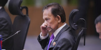 ОБНОВЕНА
                                                                                                Султанът на Бруней е "в добро здравословно състояние", след като бе приет в болница в Малайзия