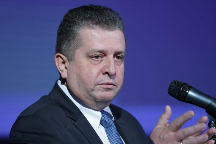 Подготовката на небанковия финансов сектор за въвеждане на еврото е на много напреднал етап, каза пред БТА председателят на КФН Васил Големански