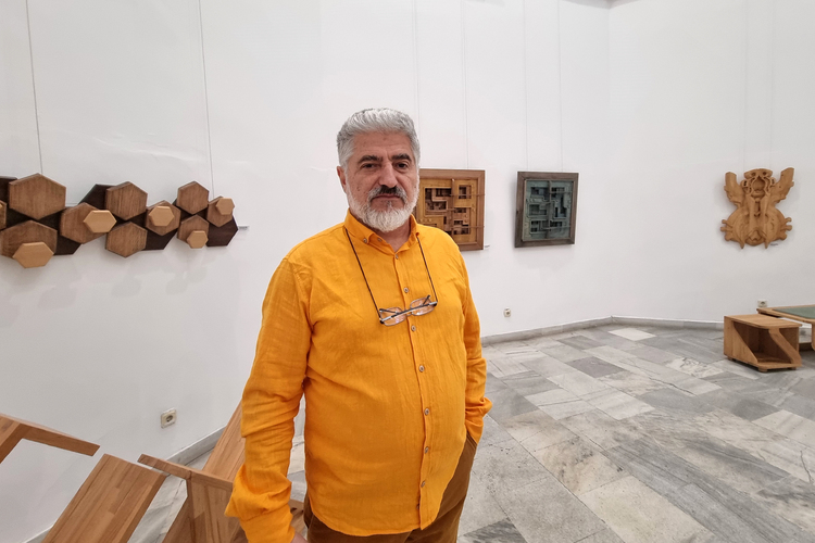 Сподели Може да нямаме покрив но нашият дух не е угаснал