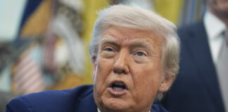 ПРЕГЛЕД НА ПЕЧАТА
                                                                                                Западни издания коментират съдебните решения, свързани с митата на Тръмп