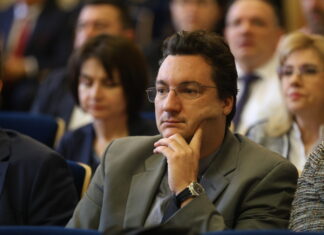 Крум Зарков