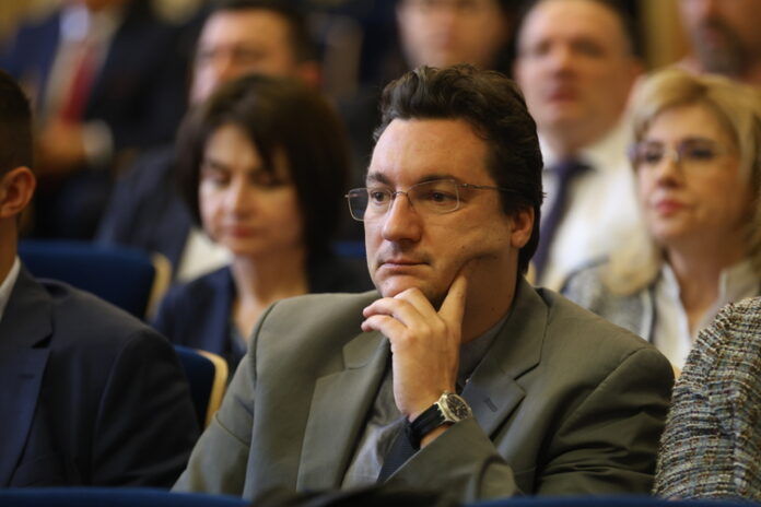 Крум Зарков Крум Зарков