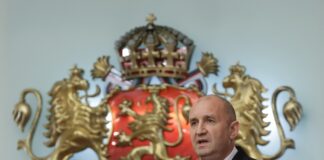 Президентът Румен Радев ще удостои с държавни отличия дейци на културата и науката