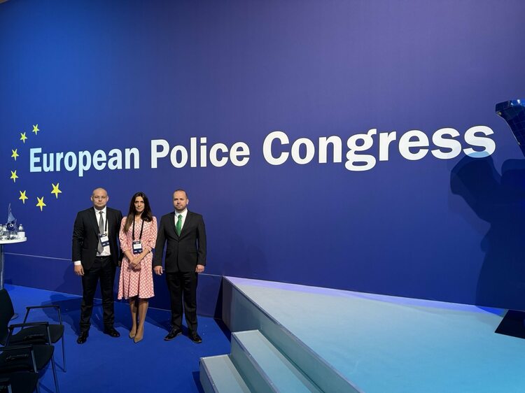 СподелиВ Берлин се състоя Европейският полицейски конгрес на който присъстваха