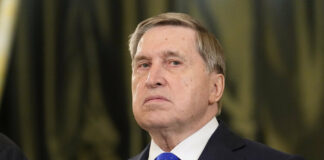 Путин и Тръмп са си говорили на малки имена по време на телефонния им разговор, заяви съветник на Путин