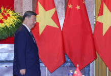 Китайската компартия обсъжда новата петилетка: Какво означава това? РАЗШИРЕНА
Китайският президент е готов за преговаря с ЕС за разширяване на връзките и разрешаване на спорните въпроси, предаде Синхуа