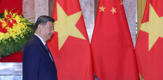 Китайската компартия обсъжда новата петилетка: Какво означава това? РАЗШИРЕНА
Китайският президент е готов за преговаря с ЕС за разширяване на връзките и разрешаване на спорните въпроси, предаде Синхуа