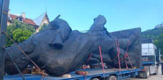 Реставрираният паметник на Христо Ботев вече е във Враца