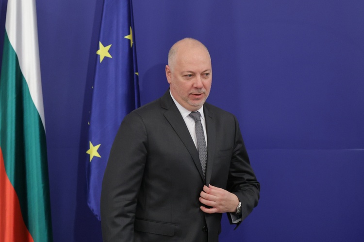 СподелиВ поздравление до новия германски канцлер Фридрих Мерц премиерът Росен