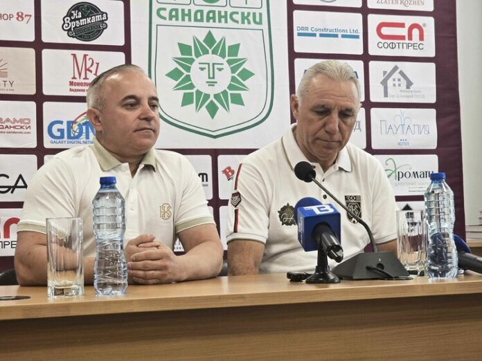 Сандански обича Христо Стоичков, каза кметът на общината Атанас Стоянов Сандански обича Христо Стоичков, каза кметът на общината Атанас Стоянов