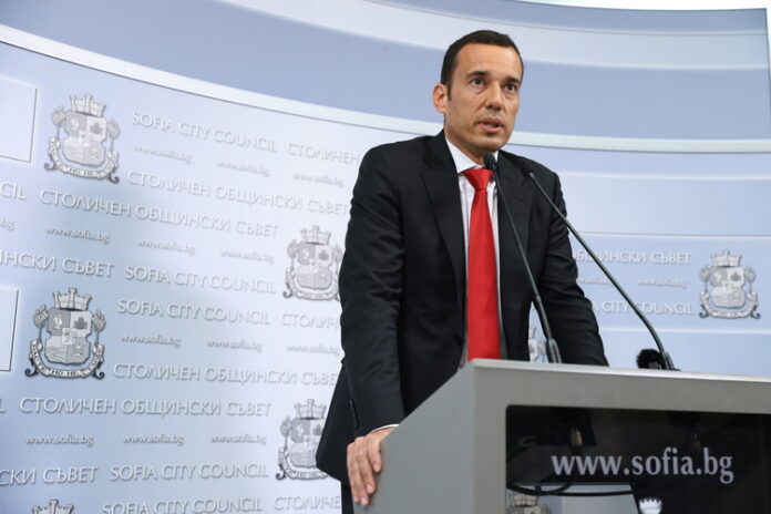 Създадоха си кризата, решиха си я, заяви кметът на София Васил Терзив по повод казуса с градския транспорт