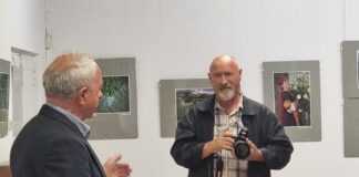 Смолянският фотограф Сашо Сарандалиев представя изложбата „85 фотоса и 50 години зад обектива“