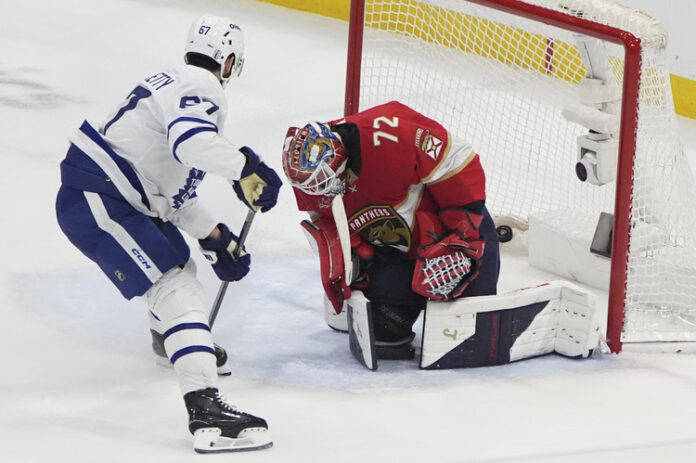 Торонто изравни серията срещу носителя на Купа "Стенли" Флорида в НХЛ