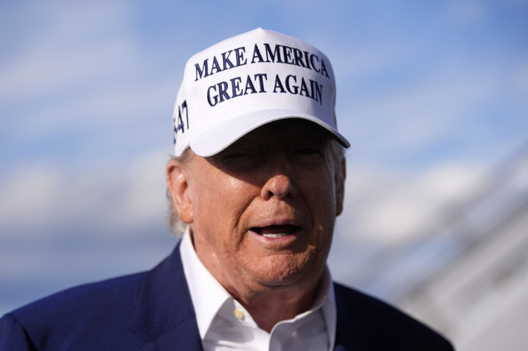 СподелиПрезидентът на САЩ Доналд Тръмп обяви че е приел да